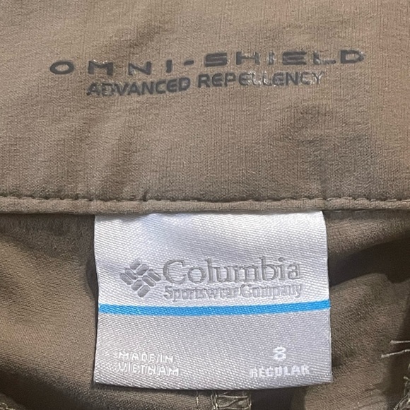 Columbia Hiking Pant Omni Shield Zip off to Shorts Tan brown size 8 NWOT - Picture 7 of 10